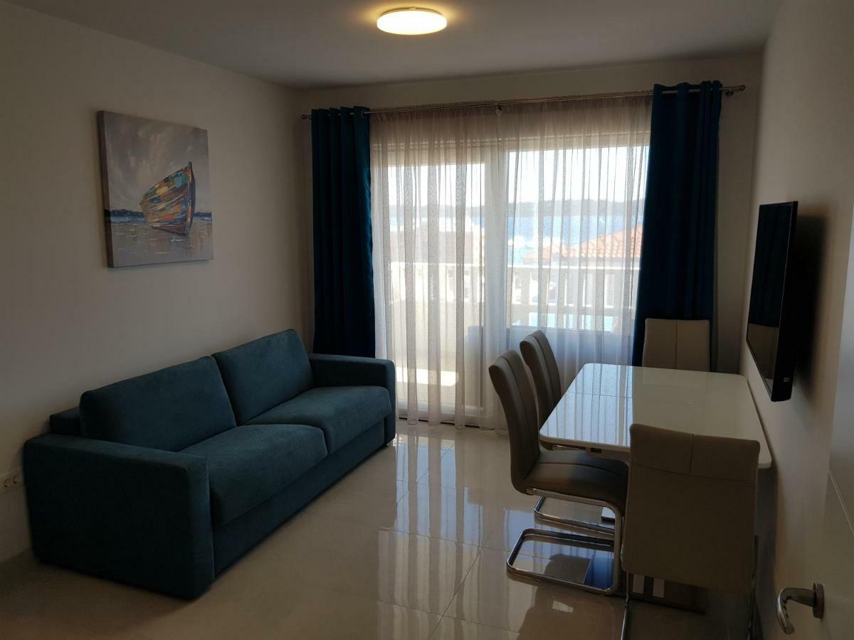 Apartmani Marella Donji Seget Eksteriør billede