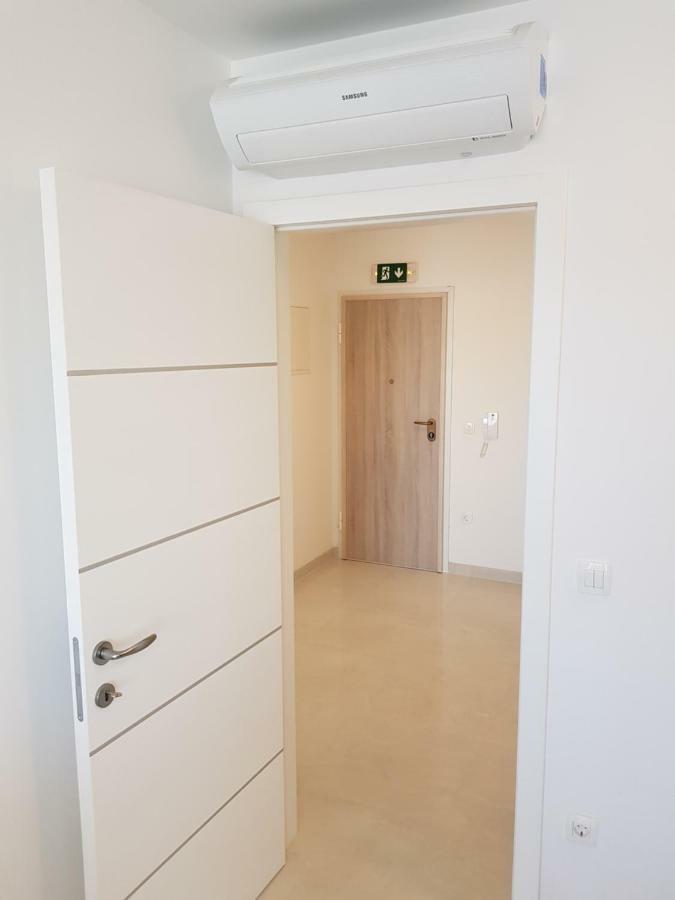 Apartmani Marella Donji Seget Eksteriør billede