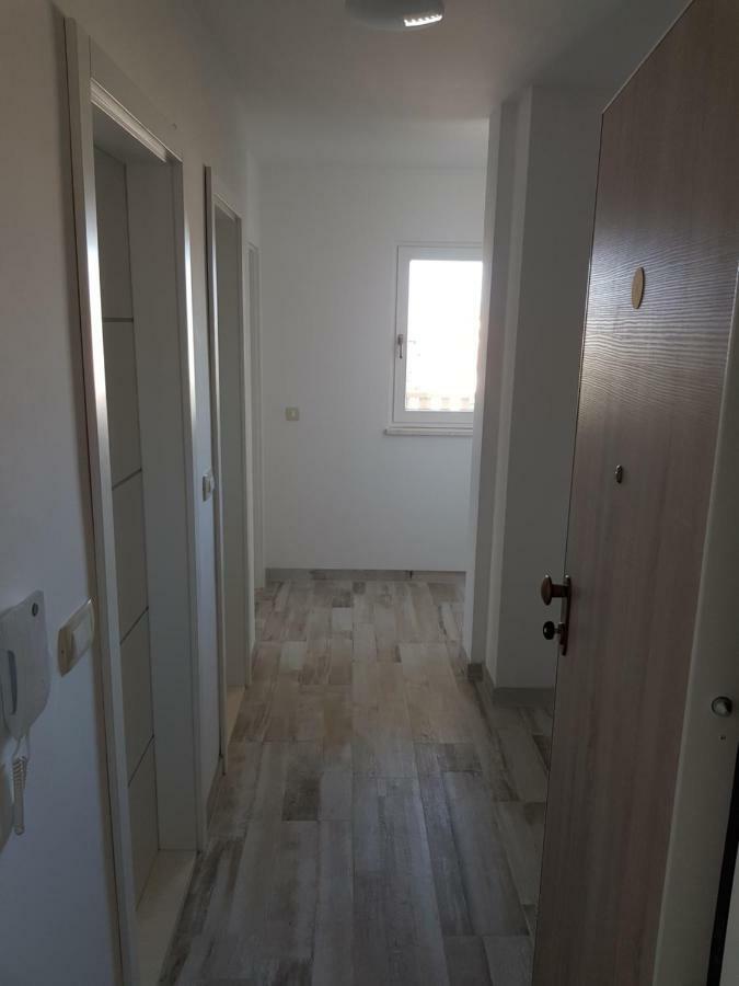 Apartmani Marella Donji Seget Eksteriør billede