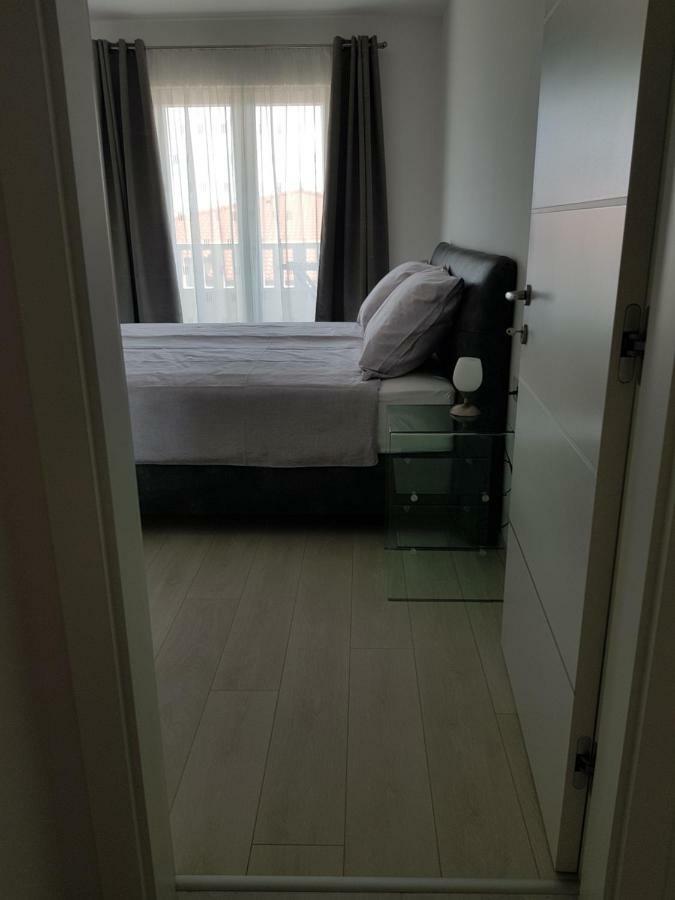 Apartmani Marella Donji Seget Eksteriør billede
