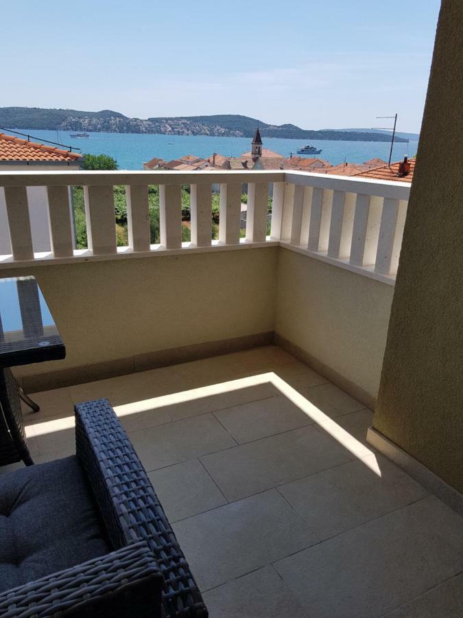 Apartmani Marella Donji Seget Eksteriør billede