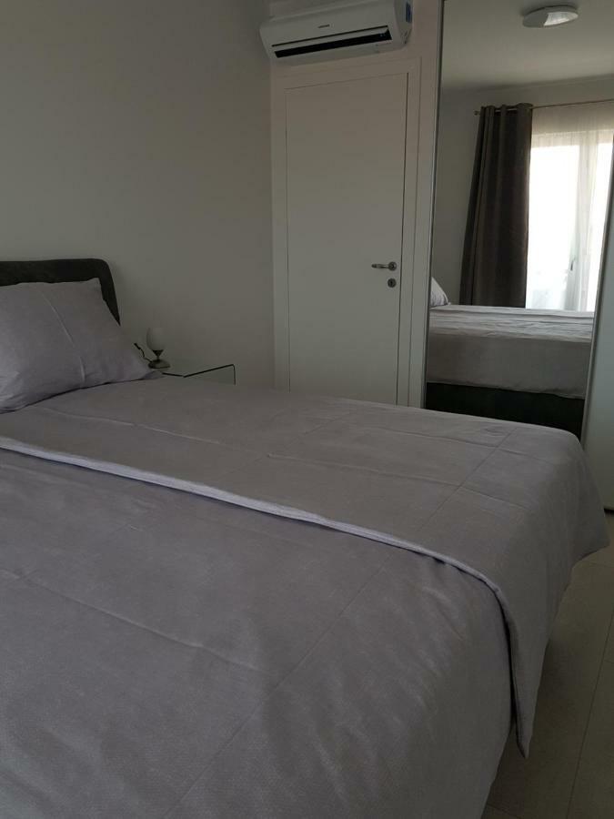 Apartmani Marella Donji Seget Eksteriør billede